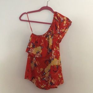 Lily White Medium One Shoulder Tank Red Floral ❤️